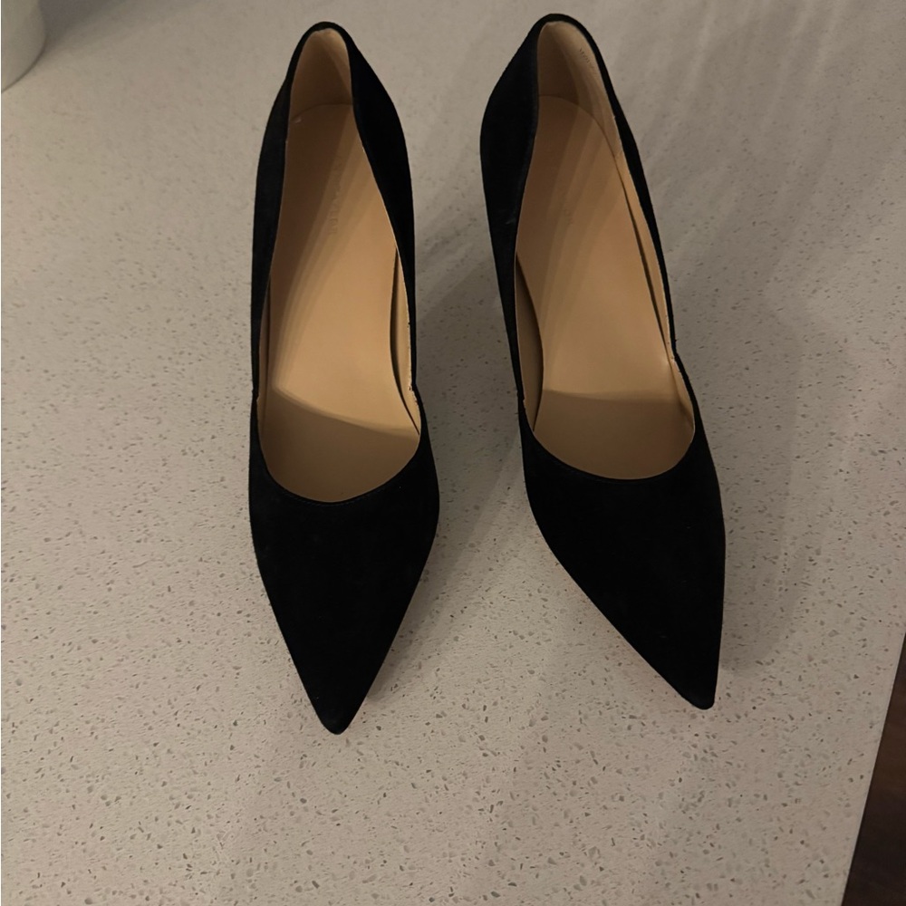 Ann Taylor Azra Suede Black Pumps (Size 9)